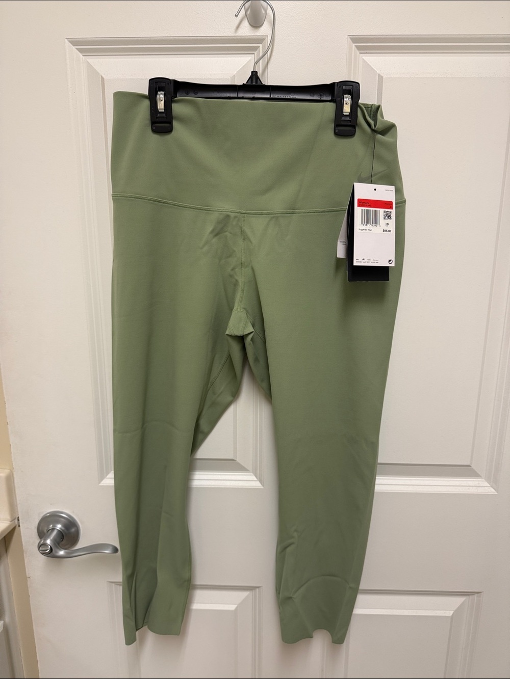 Women High-Waist Olive Green Active Nike Leggings